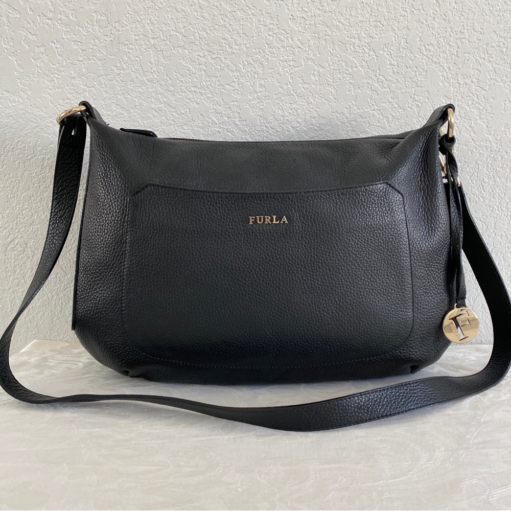 Furla black leather hobo shoulder bag